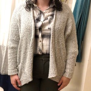 Fuzzy white cartigan